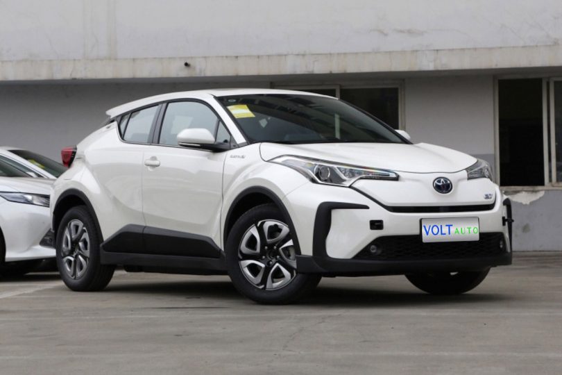 Електромобіль Toyota CH-R - фото thumbnail 1