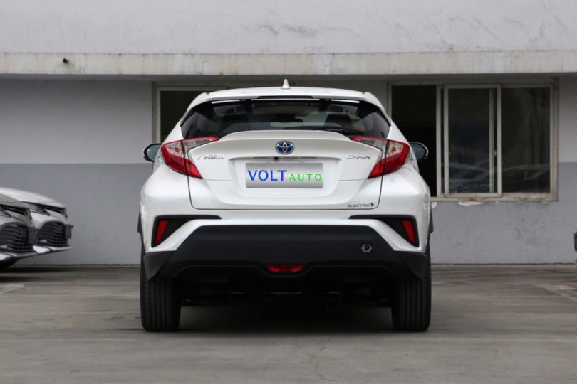 Електромобіль Toyota CH-R - фото thumbnail 1