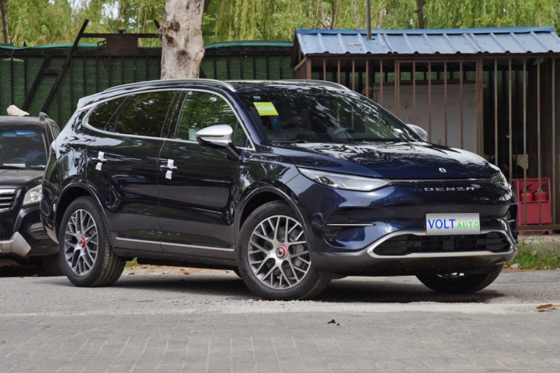 Електромобіль Denza X - фото thumbnail 1