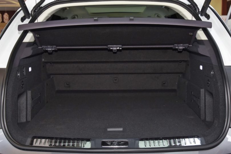 Електромобіль Hongqi E-HS9 - фото thumbnail 1