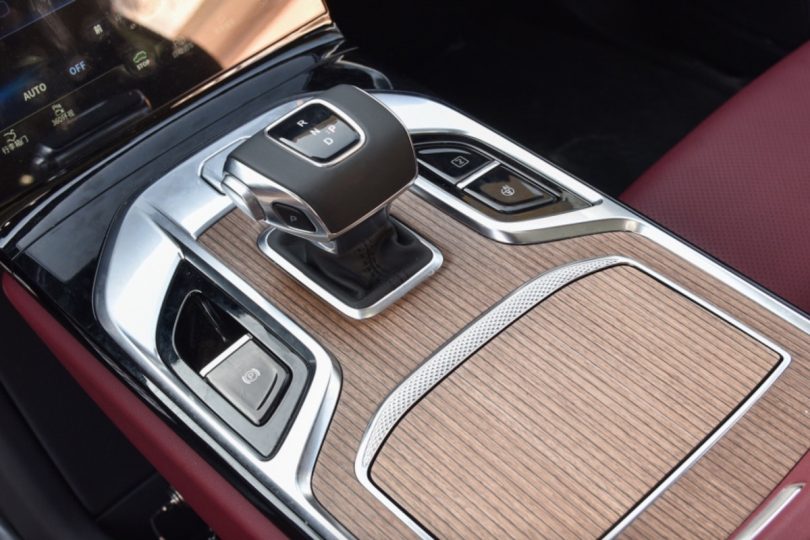 Електромобіль Hongqi E-HS9 - фото thumbnail 1