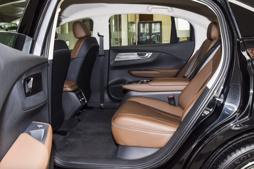 Електромобіль Hongqi E-QM5 Електромобіль Hongqi E-QM5 - фото thumbnail 1