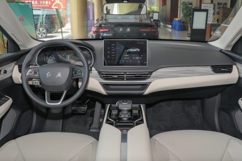 Електромобіль Hongqi E-QM5 Електромобіль Hongqi E-QM5 - фото thumbnail 1