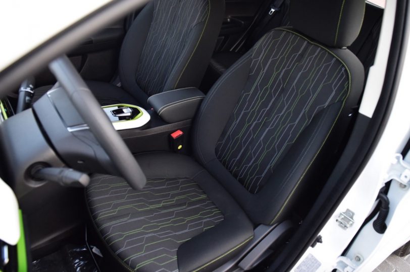 Електромобіль Changan e-star - фото thumbnail 1