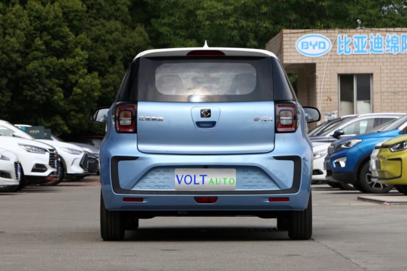 Електромобіль JAC E10X - фото thumbnail 1