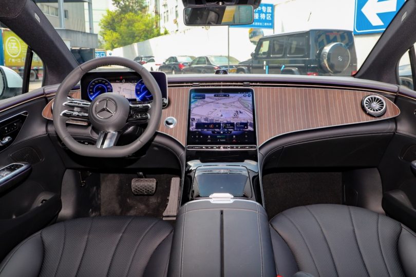 Електромобіль Mercedes EQE Електромобіль Mercedes EQE - фото thumbnail 1