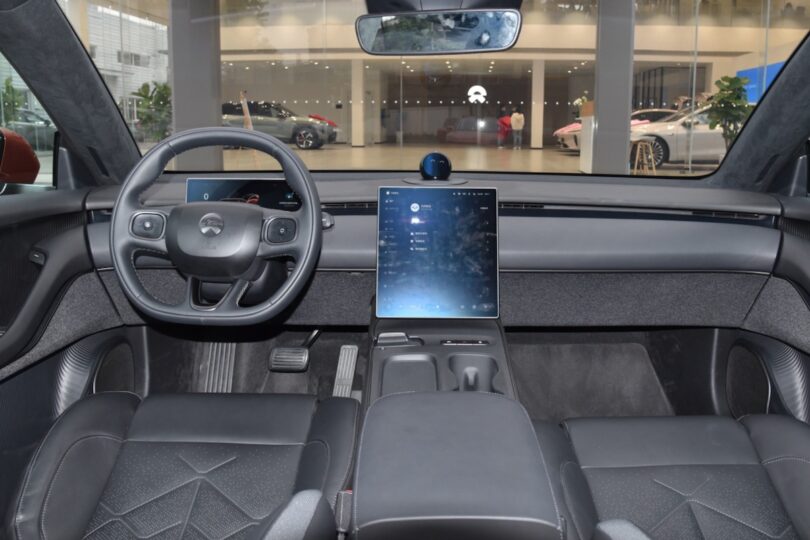 Електромобіль Nio ET5 - фото thumbnail 1