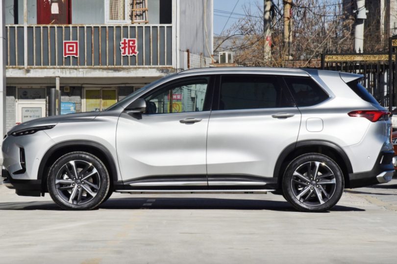 Електромобіль Maxus EUNIQ 6 - фото thumbnail 1