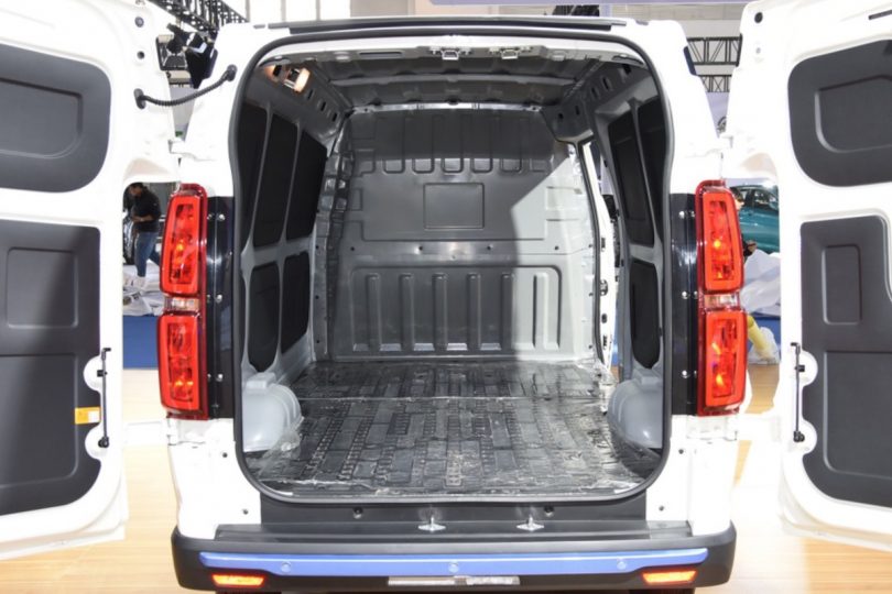 Електромобіль BAIC EV5 Електромобіль BAIC EV5 - фото thumbnail 1