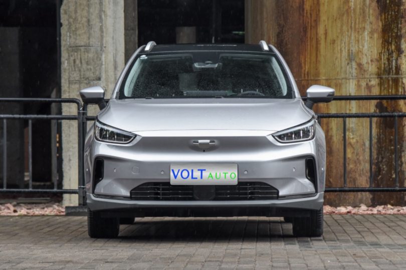 Електромобіль Geely Geometry C - фото thumbnail 1