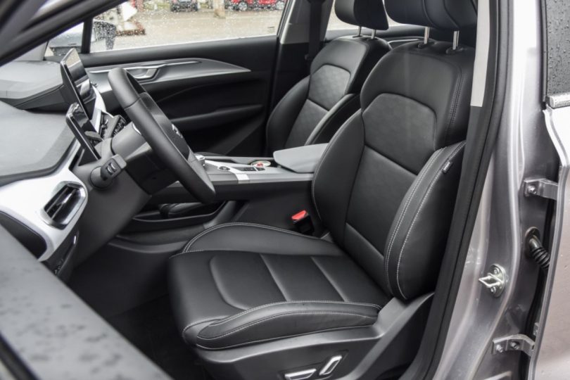 Електромобіль Geely Geometry C - фото thumbnail 1