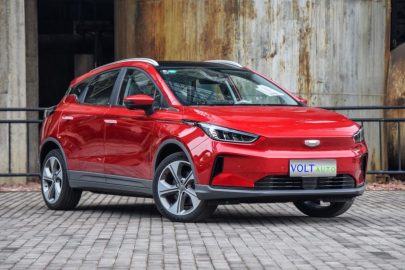 Електромобіль Geely Geometry C - фото thumbnail 1