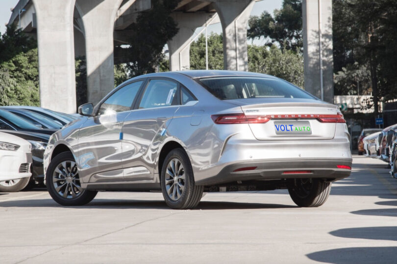 Електромобіль Geely Geometry G6 - фото thumbnail 1