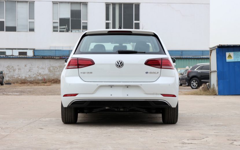 Електромобіль Volkswagen E-Golf - фото thumbnail 1