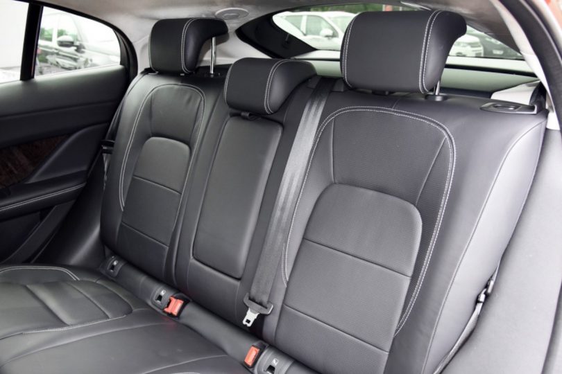 Електромобіль Jaguar I-Pace - фото thumbnail 1