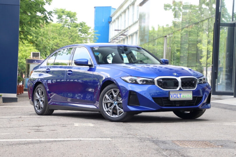 Електромобіль BMW i3 Електромобіль BMW i3 - фото thumbnail 1