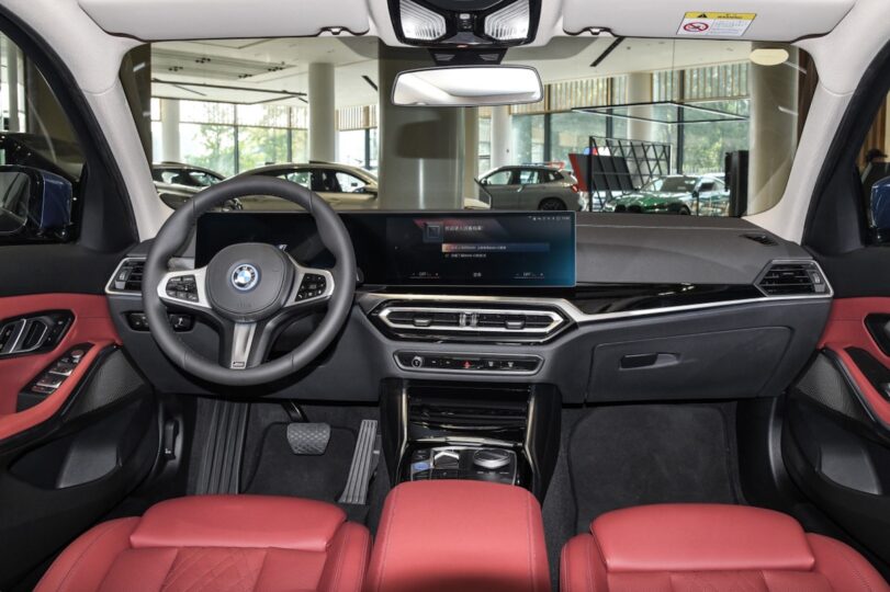 Електромобіль BMW i3 Електромобіль BMW i3 - фото thumbnail 1