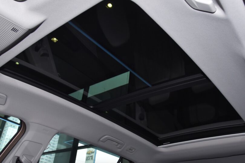 Електромобіль Volkswagen ID6 X - фото thumbnail 1