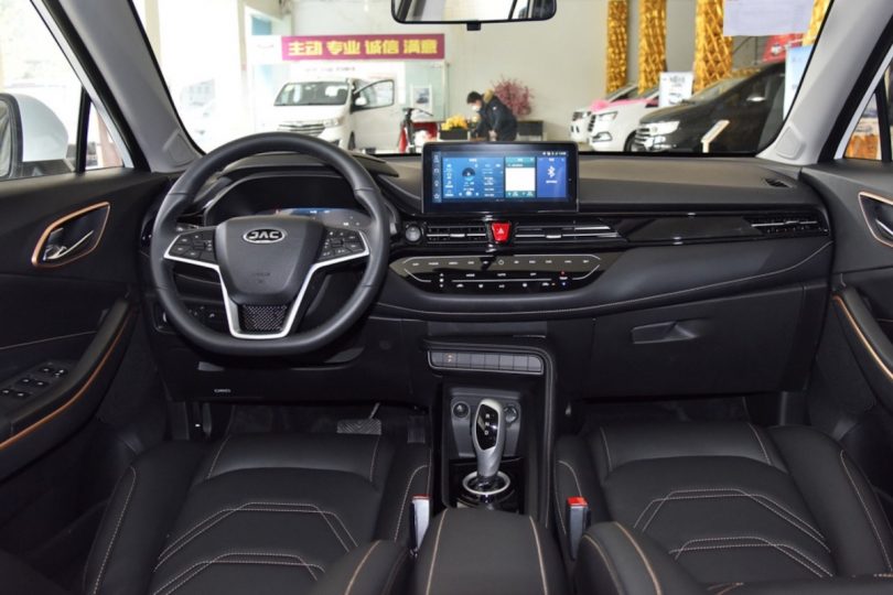 Електромобіль JAC IEVS4 Електромобіль JAC IEVS4 - фото thumbnail 1