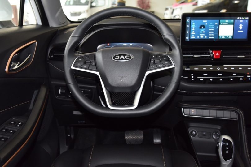 Електромобіль JAC IEVS4 Електромобіль JAC IEVS4 - фото thumbnail 1