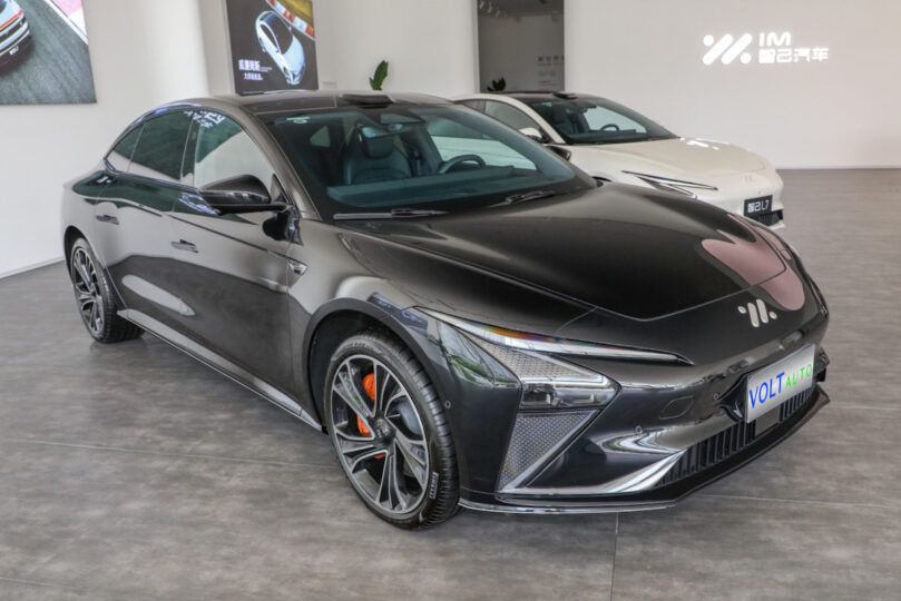 Електромобіль IM L7 - фото thumbnail 1