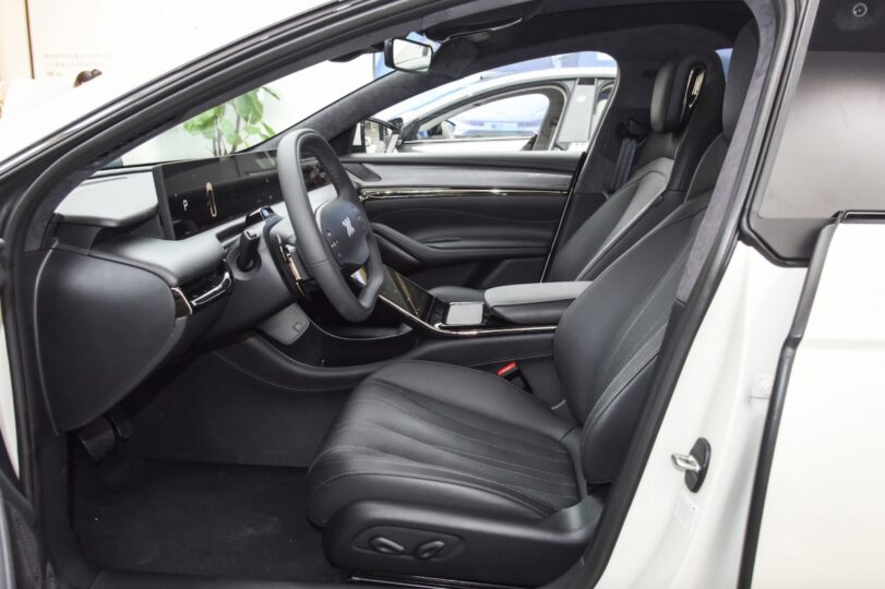 Електромобіль IM L7 - фото thumbnail 1