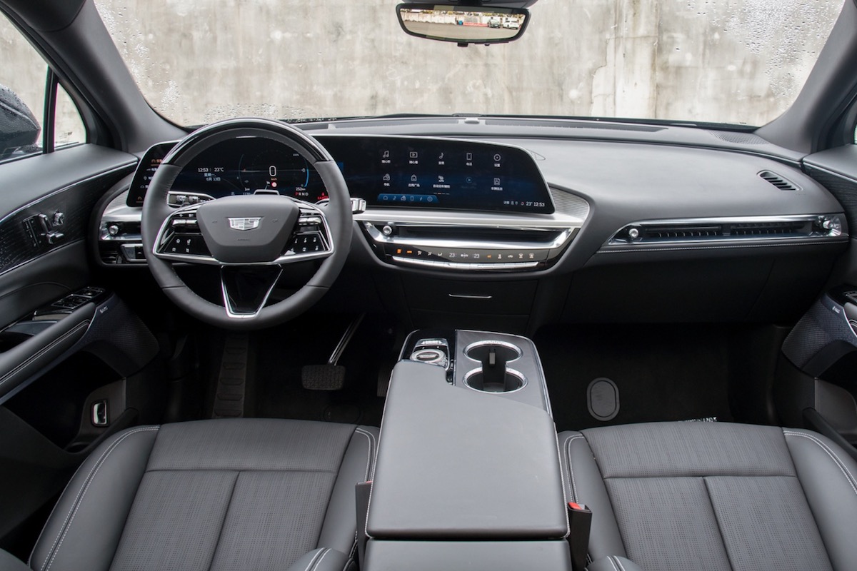 Про авто Електромобіль Cadillac LYRIQ Про авто Електромобіль Cadillac LYRIQ