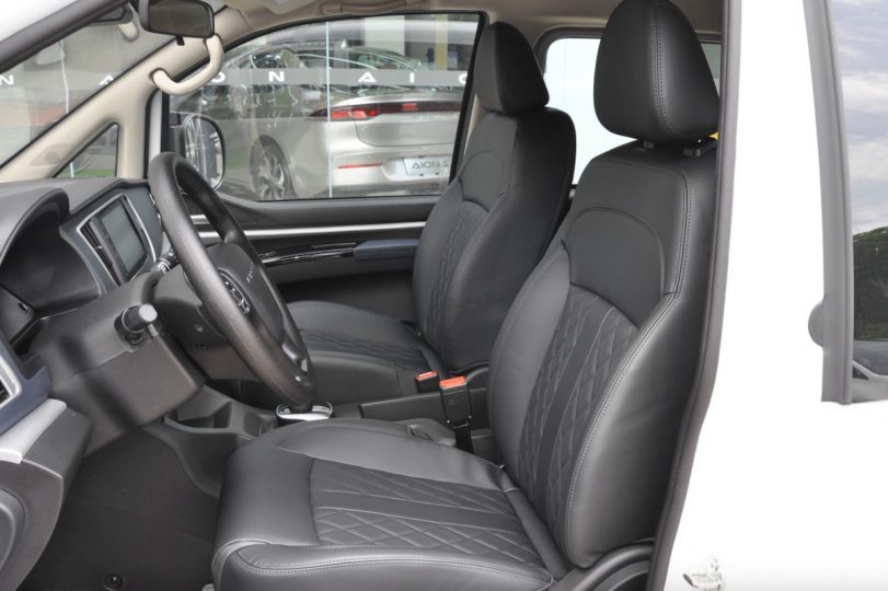 Електромобіль Dongfeng M5 Електромобіль Dongfeng M5 - фото thumbnail 1