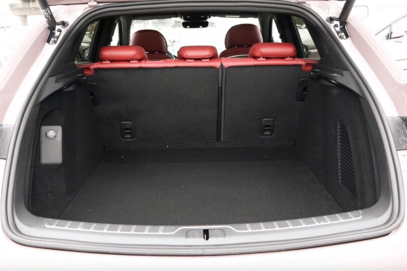 Електромобіль Aito M5 - фото thumbnail 1