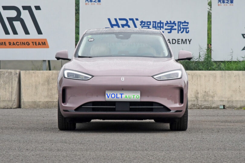 Електромобіль Aito M5 - фото thumbnail 1