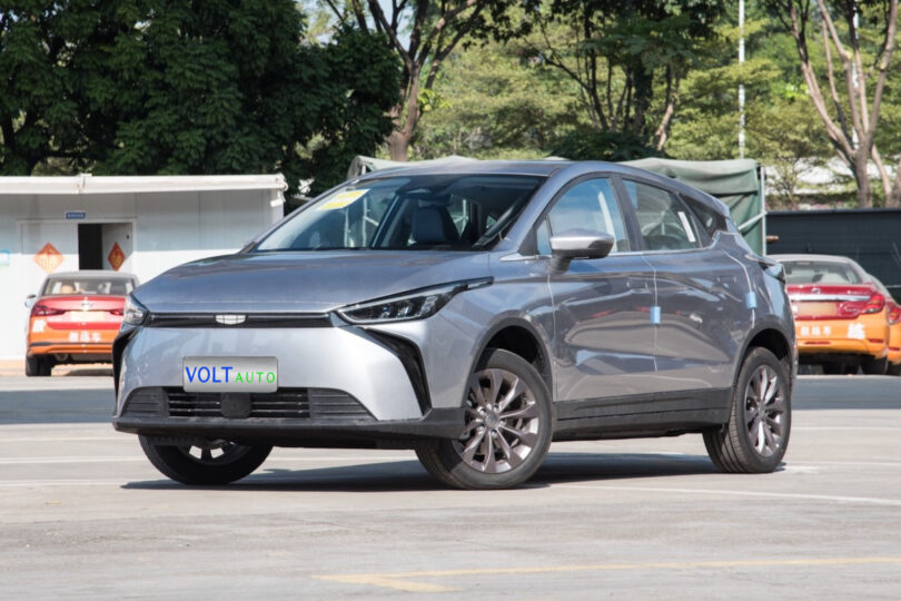Електромобіль Geely Geometry M6 - фото thumbnail 1