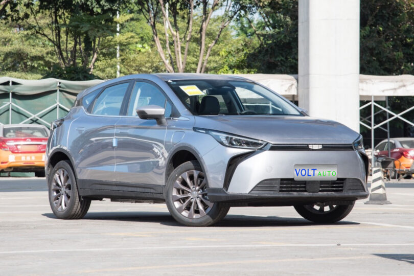 Електромобіль Geely Geometry M6 - фото thumbnail 1