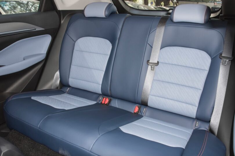 Електромобіль Geely Geometry M6 - фото thumbnail 1