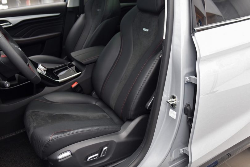 Електромобіль Rising Marvel R - фото thumbnail 1