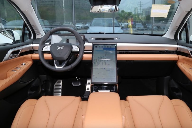 Електромобіль Xpeng P5 - фото thumbnail 1