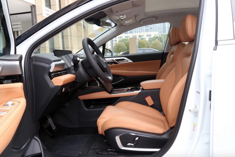 Електромобіль Xpeng P5 - фото thumbnail 1