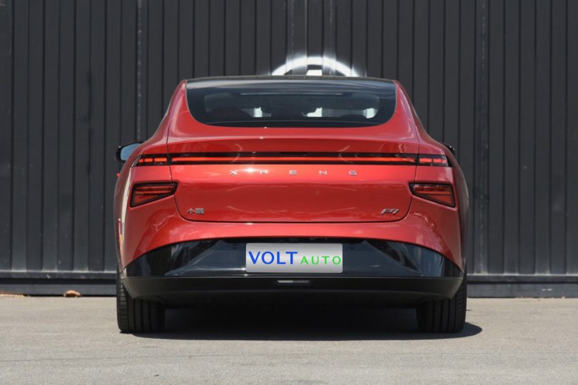 Електромобіль Xpeng P7 - фото thumbnail 1