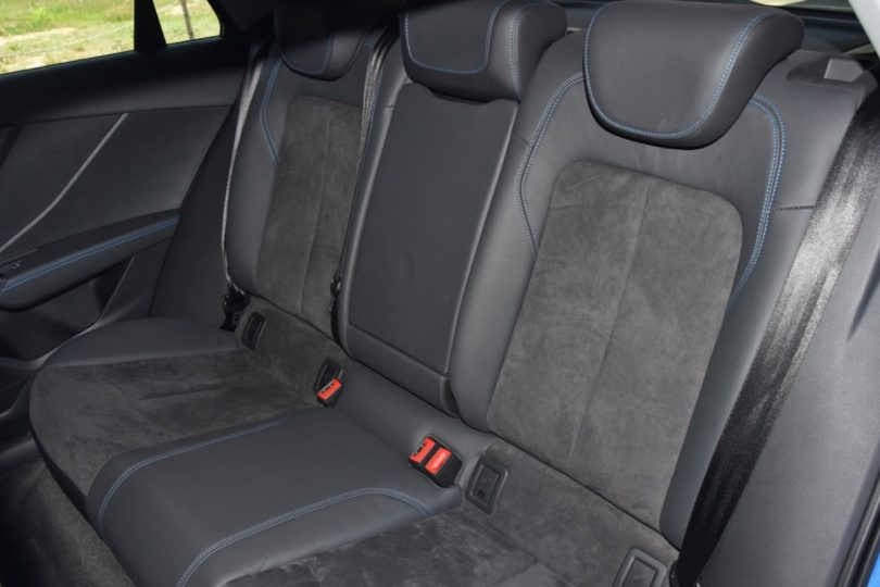 Електромобіль Audi Q2L Електромобіль Audi Q2L - фото thumbnail 1