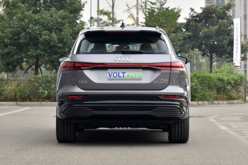 Електромобіль Audi Q5 E-Tron Електромобіль Audi Q5 E-Tron - фото thumbnail 1