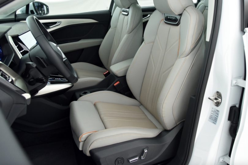 Електромобіль Audi Q5 E-Tron Електромобіль Audi Q5 E-Tron - фото thumbnail 1