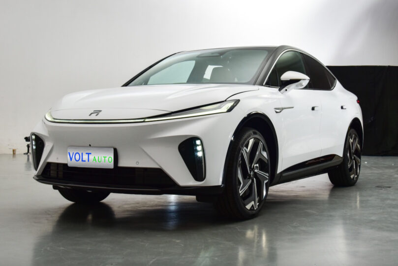 Електромобіль Rising R7 Електромобіль Rising R7 - фото thumbnail 1