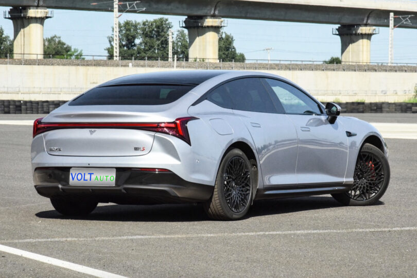 Електромобіль Neta S - фото thumbnail 1