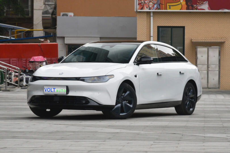 Електромобіль Leapmotor C01 - фото thumbnail 1