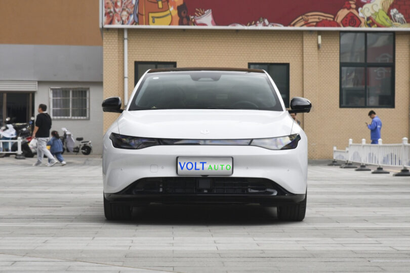 Електромобіль Leapmotor C01 - фото thumbnail 1