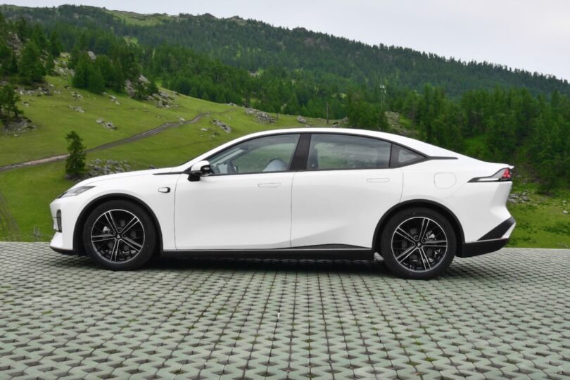 Електромобіль Changan SL03 Електромобіль Changan SL03 - фото thumbnail 1