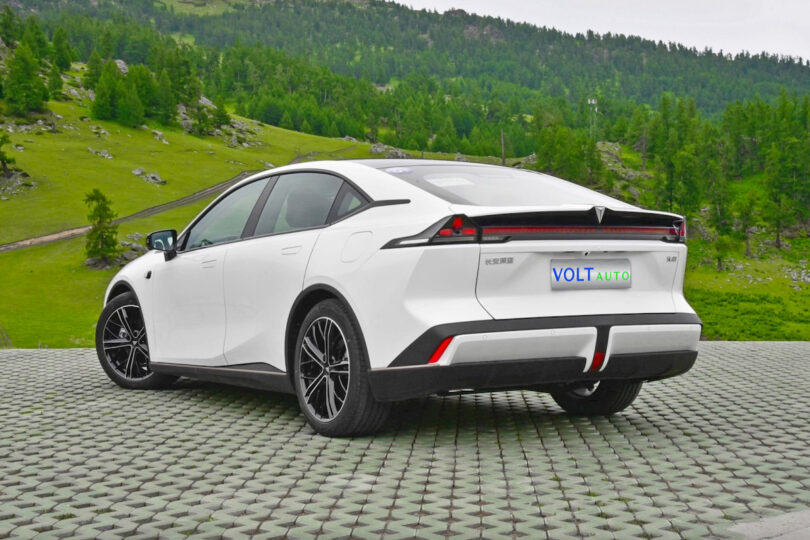 Електромобіль Changan SL03 Електромобіль Changan SL03 - фото thumbnail 1