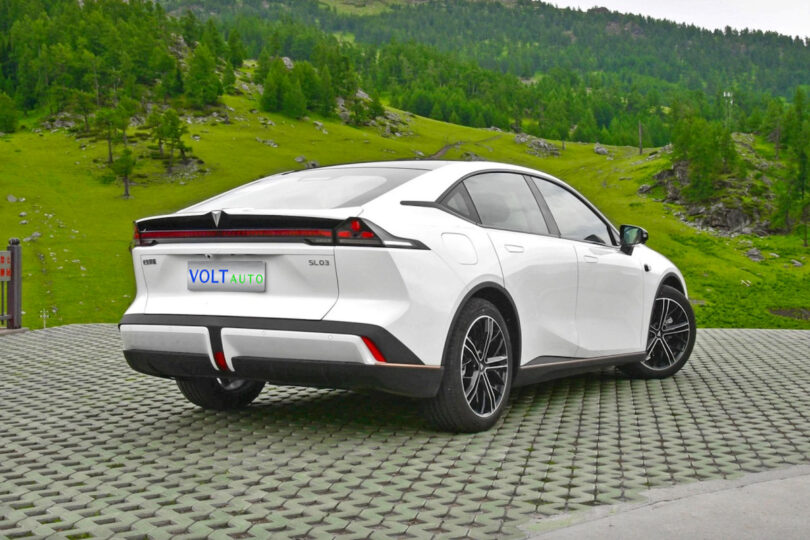 Електромобіль Changan SL03 Електромобіль Changan SL03 - фото thumbnail 1