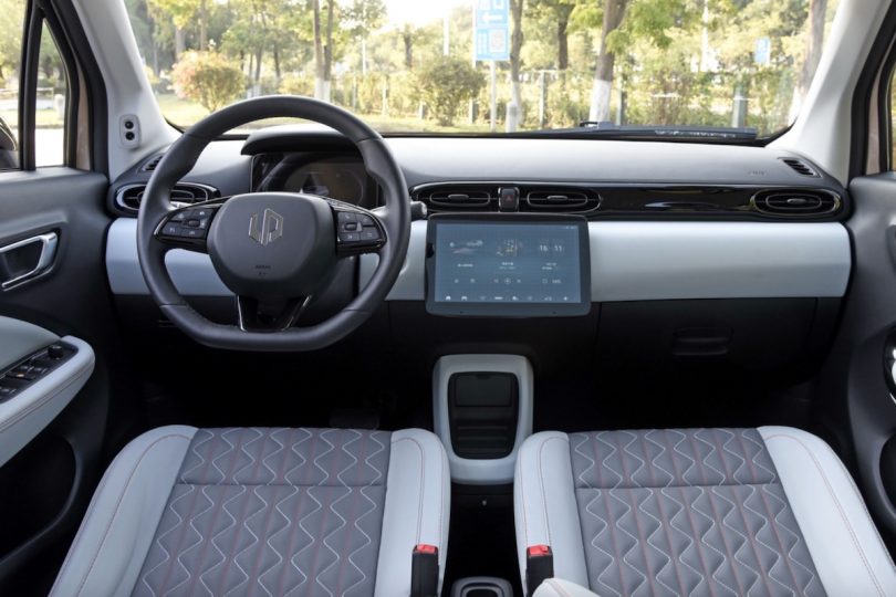 Електромобіль Leapmotor T03 Електромобіль Leapmotor T03 - фото thumbnail 1