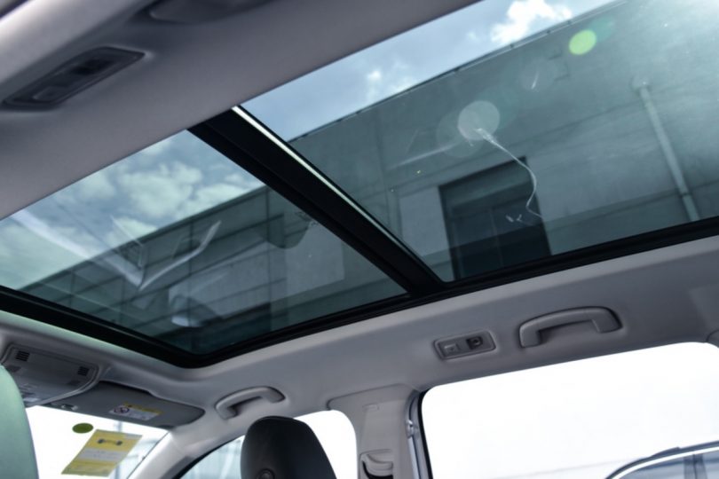 Електромобіль Volkswagen E-tharu - фото thumbnail 1