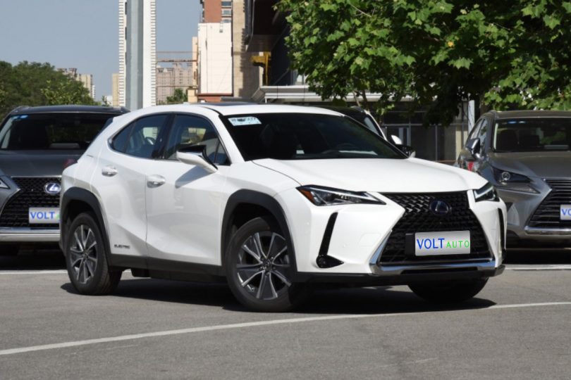 Електромобіль Lexus UX - фото thumbnail 1